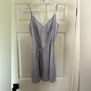 Dynamite dress size M